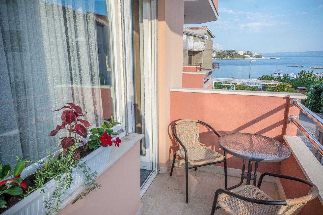 Rooms Ana Stobreč Εξωτερικό φωτογραφία