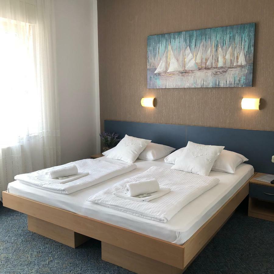 Rooms Ana Stobreč Εξωτερικό φωτογραφία