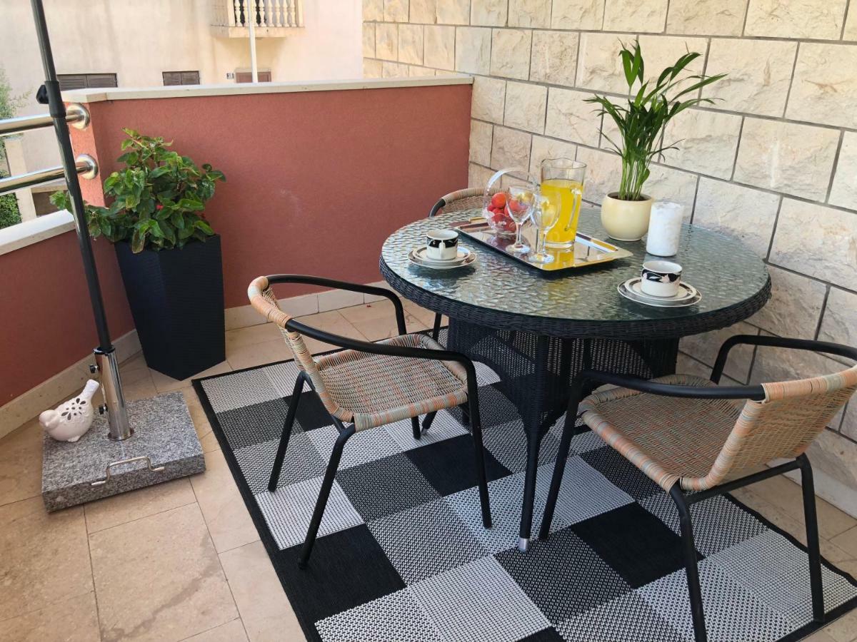 Rooms Ana Stobreč Εξωτερικό φωτογραφία